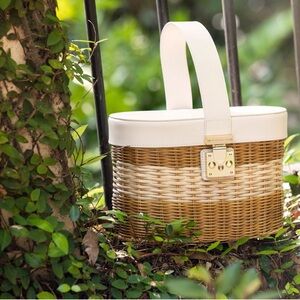 Spartina 449 push-lock closure bag